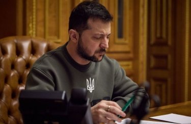 Зеленский подписал закон, разрешающий направление подразделений ВСУ в другие государства / Офис президента Президент Украины Владимир Зеленский